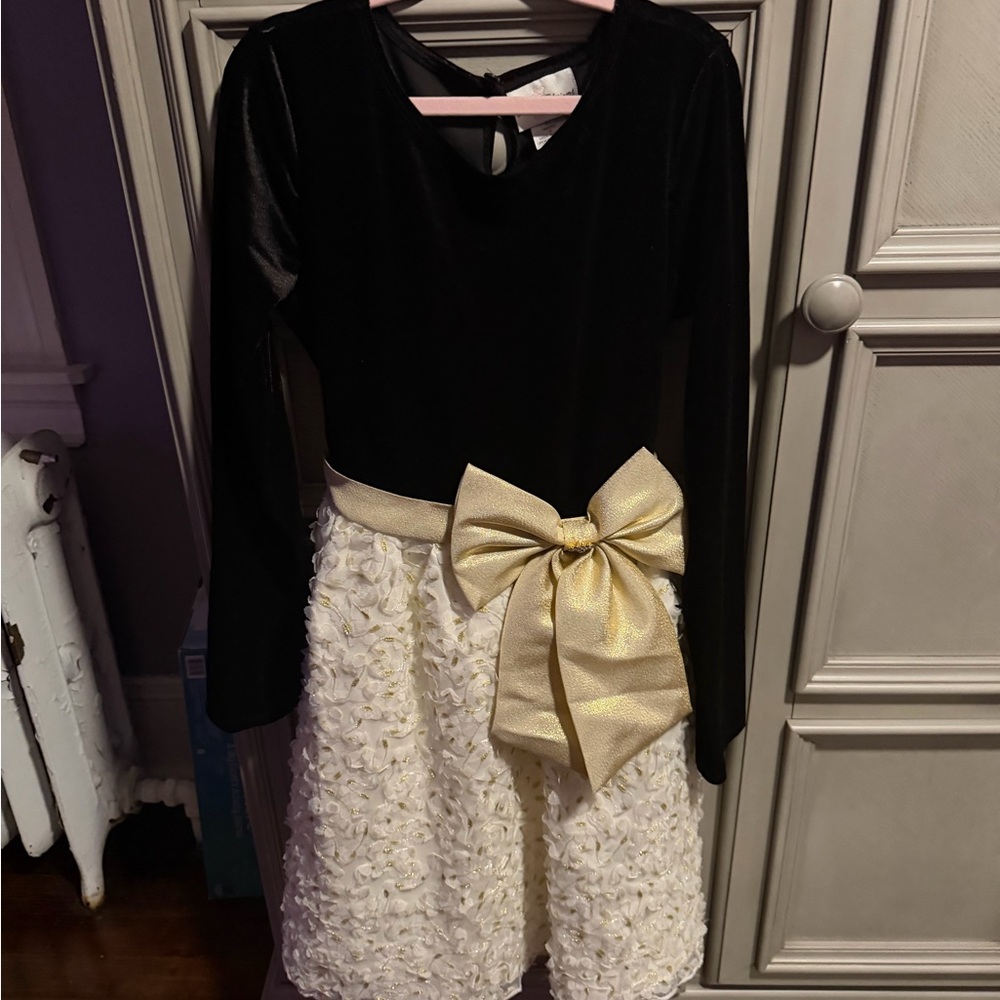 Rare Editions Black and Gold Formal Dress
